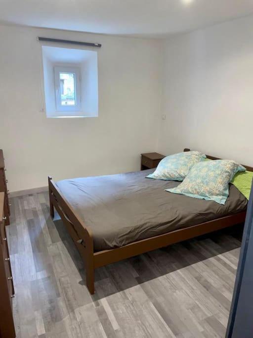 Maison Atypique Dans Circulade Bram Екстериор снимка